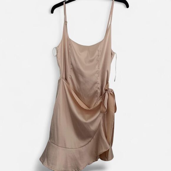 Princess Polly Cottage Hill Champagne Satin Wrap Mini Dress Ruffle Hem (Sz S/4) - Picture 2 of 8